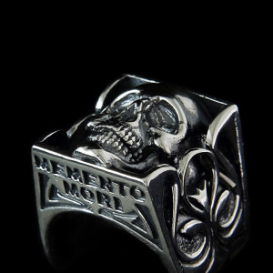Sterling Silver Skull Memento Mori Ring